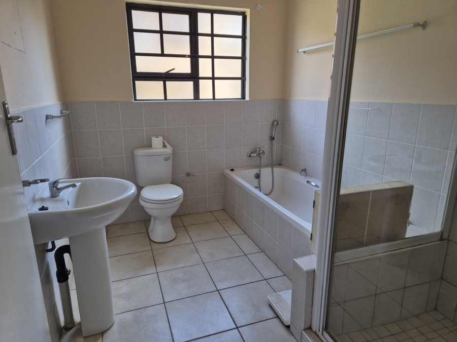 2 Bedroom Property for Sale in Flamwood North West